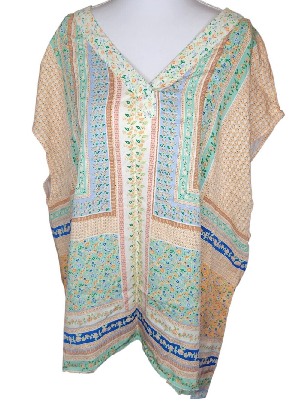 Rose + Olive Floral Print Vneck Short Sleeve Blouse - Picture 2 of 9